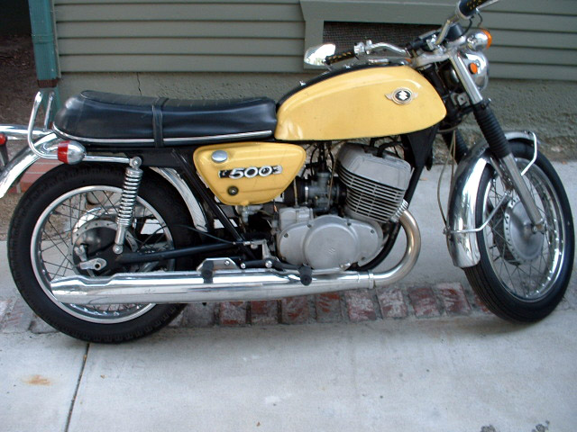 Suzuki T500